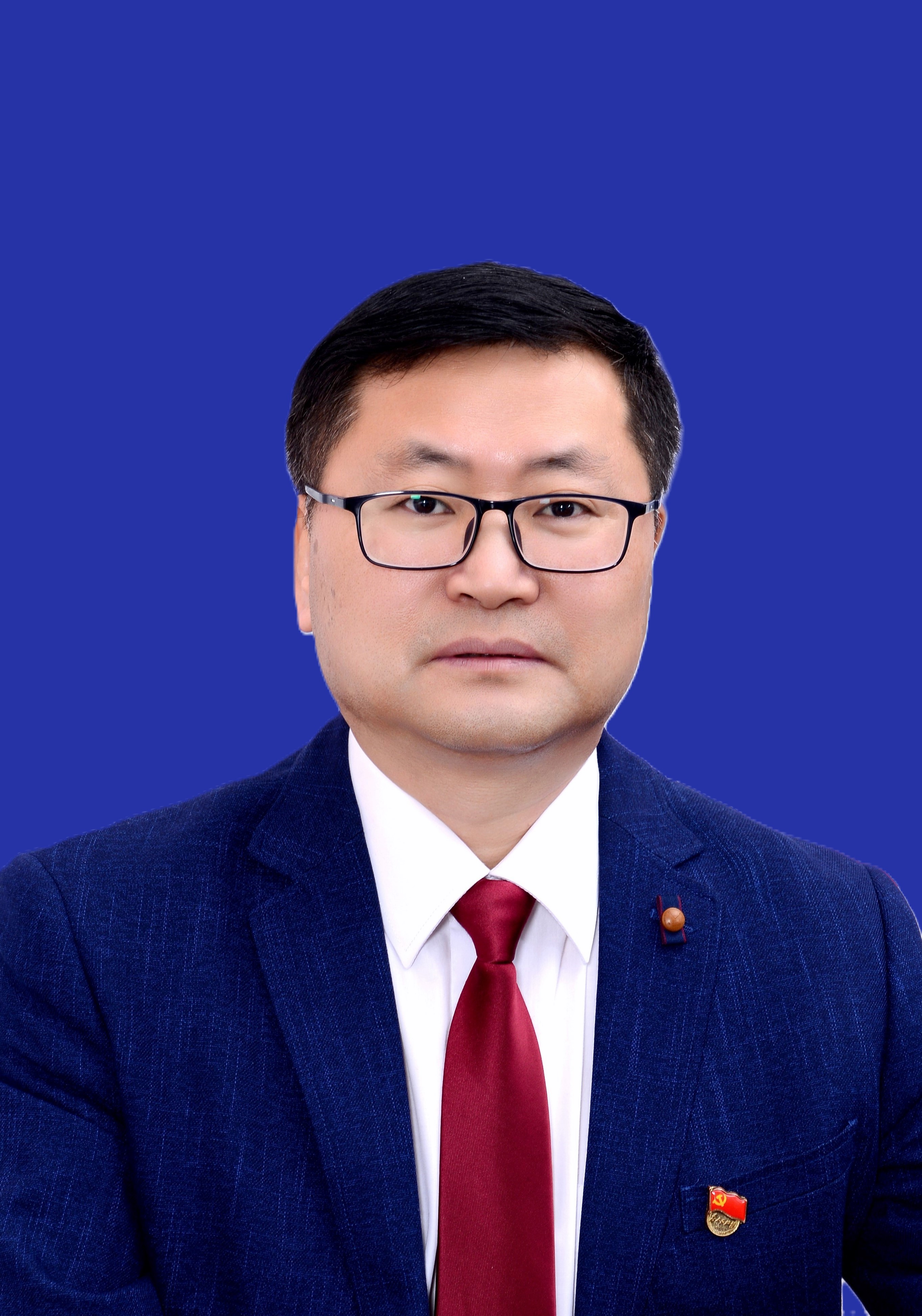 关劲秋